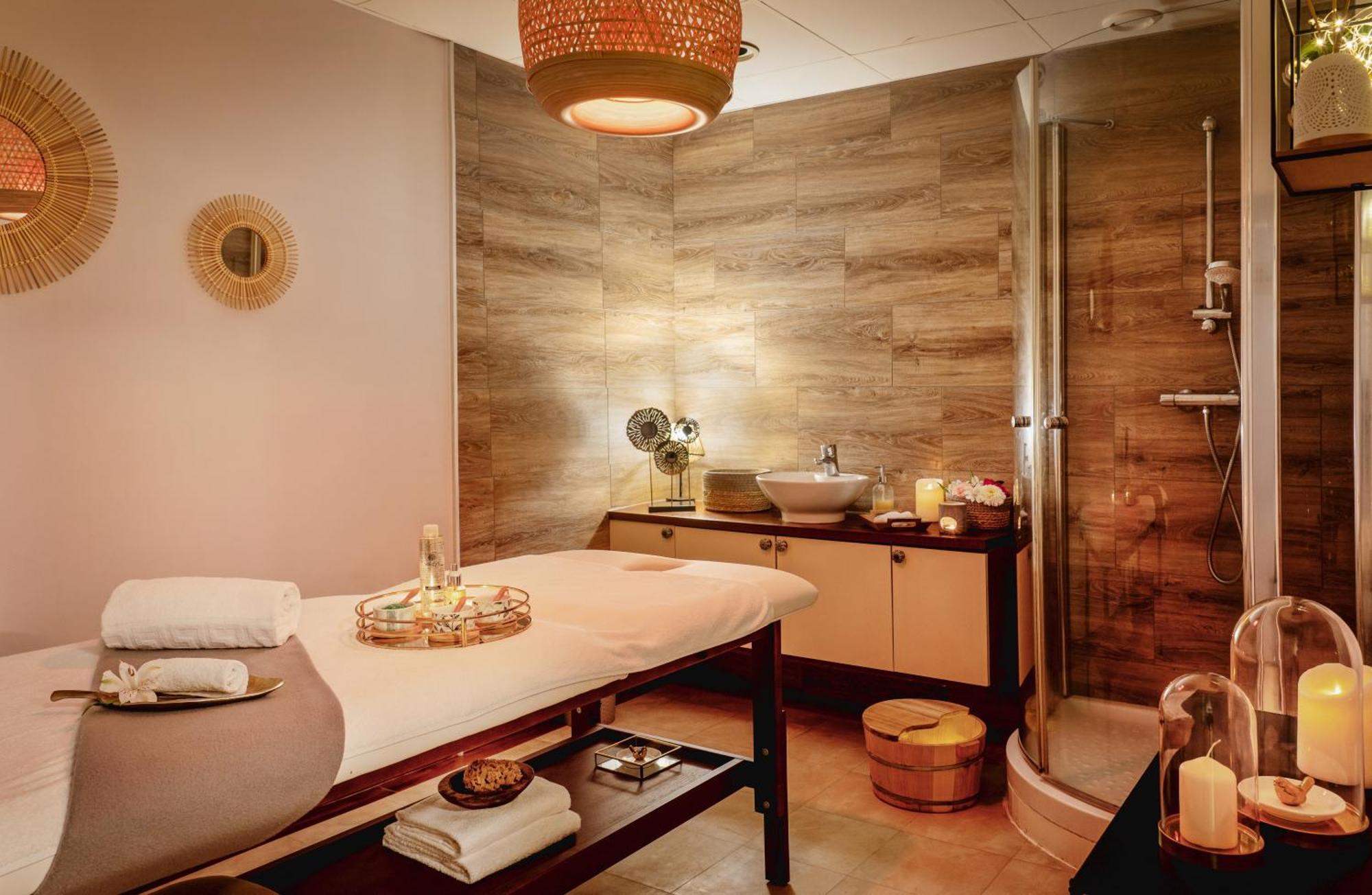 Hotel Valdys Thalasso & Spa - La Baie Douarnenez Esterno foto